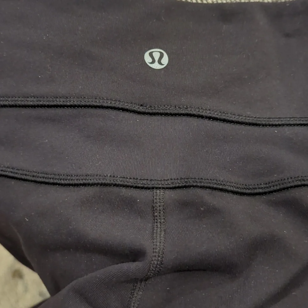 Lululemon high times Pant Wing Mesh full on Luon black - Picture 6 of 7